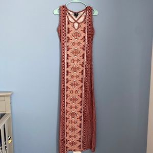 Super cool patterned maxi dress in GOOD condition